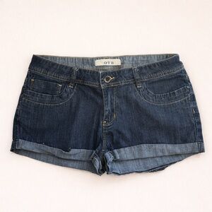 OTB Dark Wash Cuffed Denim Shorts Size 9 Stretch Mid Rise